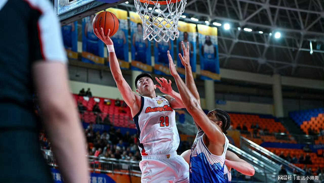 kaiyun-客场遭遇开门黑，杜锋必须背负全责，全场3大昏招导致广东被逆转